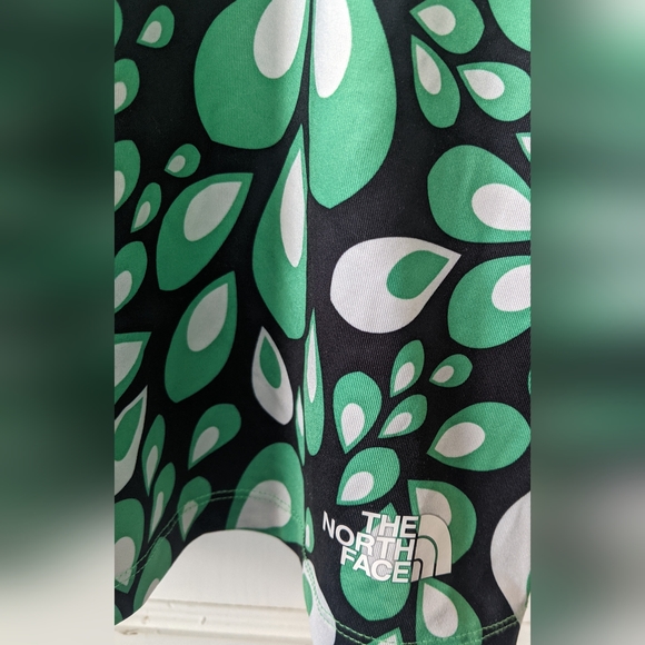 The North Face Women's Racerback Tank - Picture 2 of 7